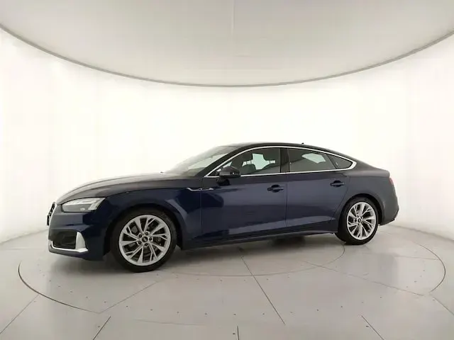 Usata Audi A5 Sportback Advanced Plus 204 CV (150 kW) 2022 Blu navarra metallizzato Utilitaria