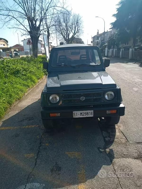 Usata Suzuki Samurai 1985 Verde SUV
