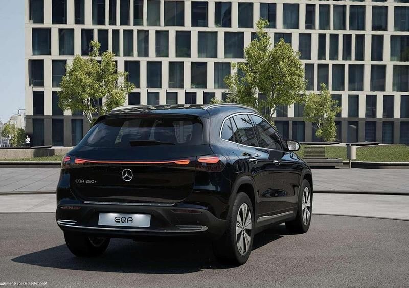 Nuova Mercedes EQA250+ Advanced Plus 94 kW (129 CV) 2026 Nero SUV