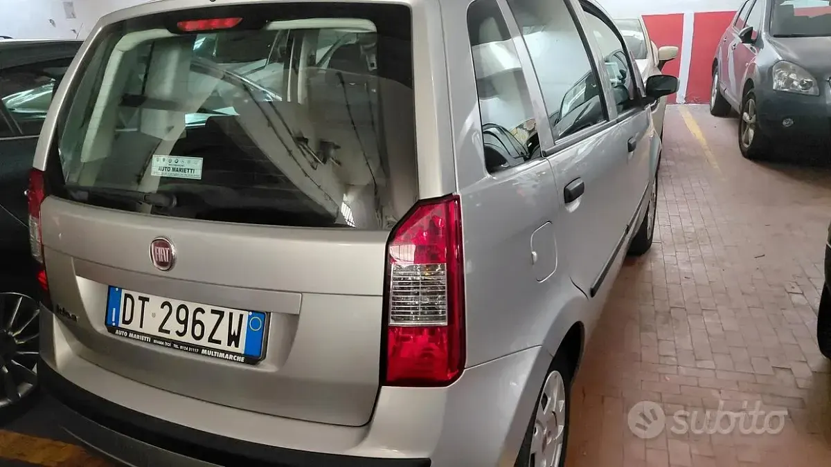 Usata Fiat Idea 80 CV (58 kW) 2008 Grigio Monovolume