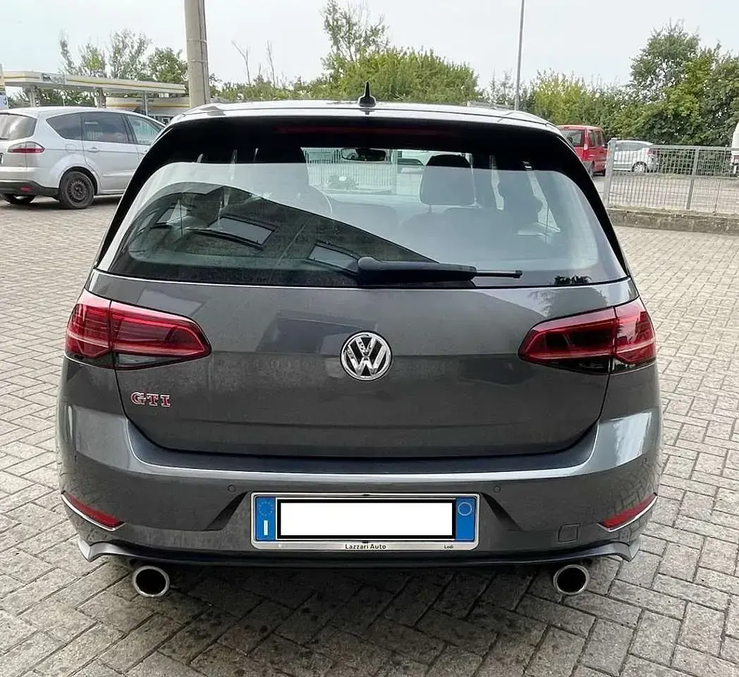 Usata VW Golf VII GTI 245 CV (180 kW) 2019 Grigio Berlina