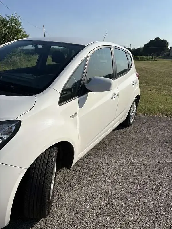 Usata Hyundai ix20 Comfort 90 CV (66 kW) 2014 Utilitaria