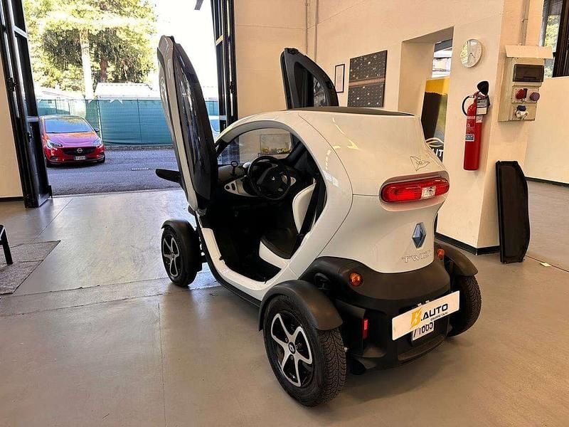 Usata Renault Twizy 13 kW (18 CV) 2014 Bianco Utilitaria