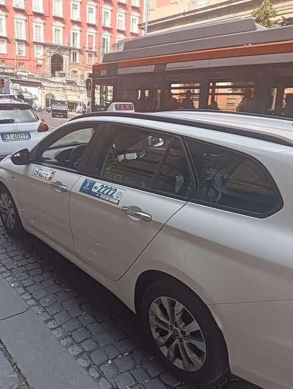 Usata Fiat Tipo Easy 120 CV (88 kW) 2018 Berlina