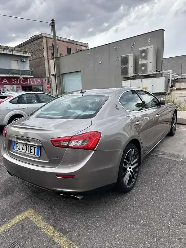 Usata Maserati Ghibli 250 CV (183 kW) 2017 Berlina