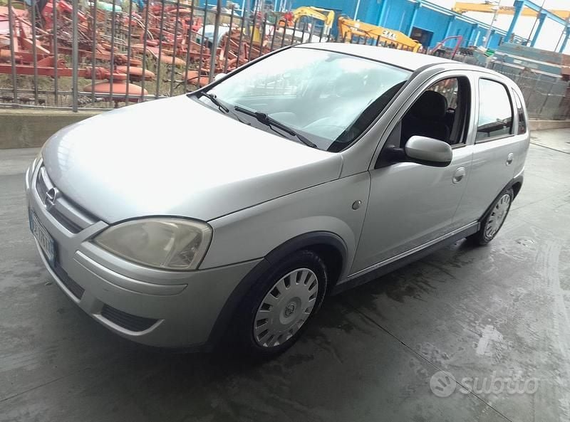 Usata Opel Corsa 2003 Utilitaria