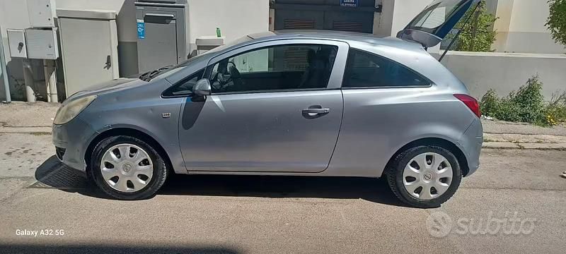 Usata Opel Corsa 2008 Grigio Utilitaria