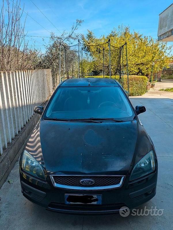 Usata Ford Focus 90 CV (66 kW) 2006 Nero Berlina