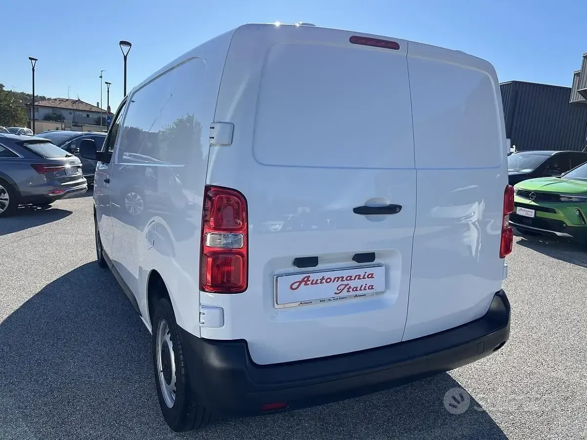 Usata Citroën Jumpy 120 CV (88 kW) 2020 Bianco Monovolume