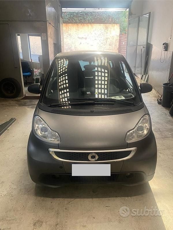 Grigio Usata 2013 Smart ForTwo Coupé Passion Coupé | 7500 € (Buon prezzo) - Immagine 1/2