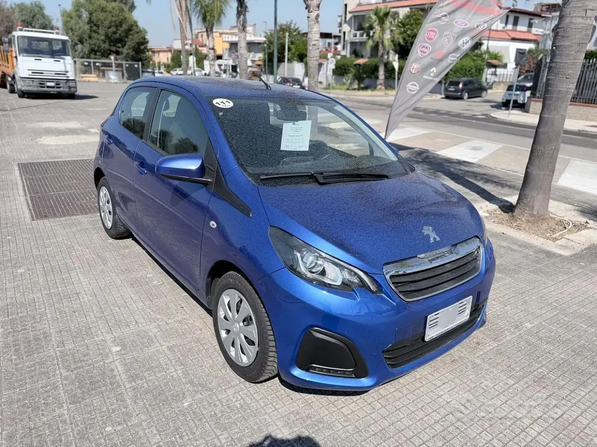 Usata Peugeot 108 Allure 72 CV (52 kW) 2023 Bluazzurro Berlina