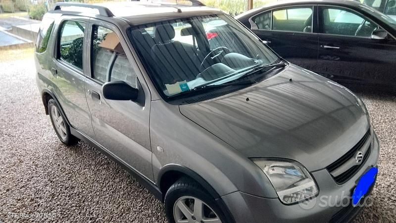 Usata Suzuki Ignis 99 CV (72 kW) 2003 Utilitaria