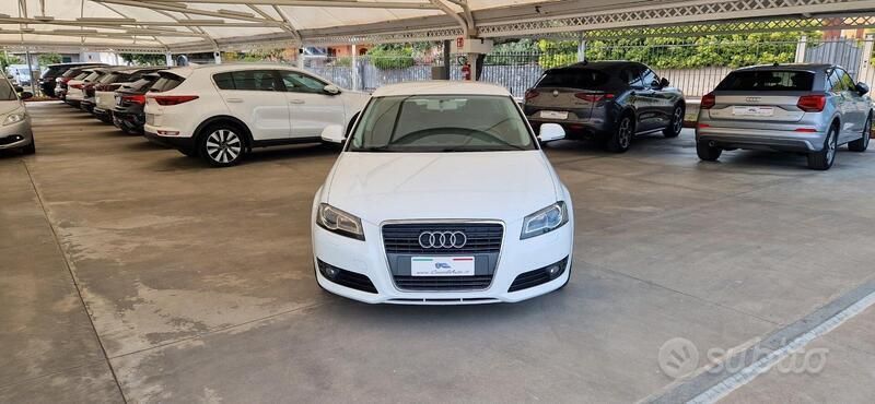 Usata Audi A3 Ambition 90 CV (66 kW) 2010 Bianco Utilitaria