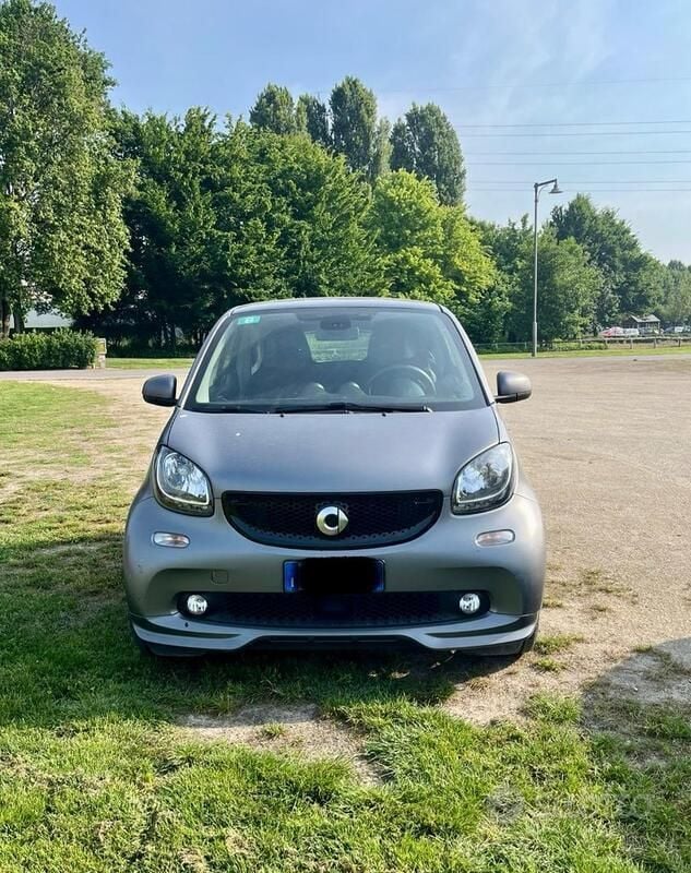 Usata 2019 Smart ForTwo Coupé Superpassion Due volumi | 15.500 € (Buon prezzo) - Immagine 1/4