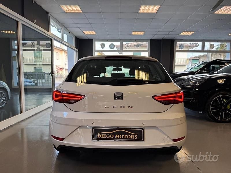 Usata Seat Leon FR 115 CV (84 kW) 2019 Bianco Berlina