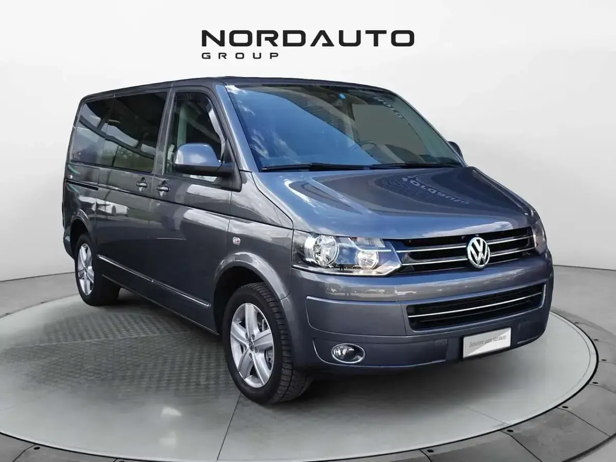 Usata VW T5 Highline 179 CV (131 kW) 2013 Grigio Furgone
