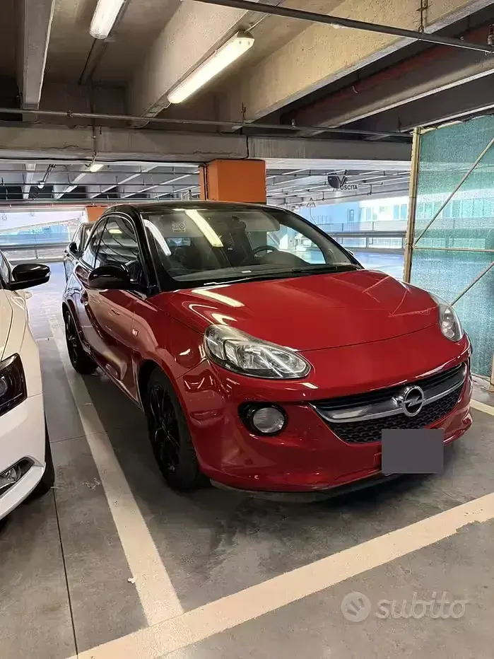 Usata Opel Adam 69 CV (50 kW) 2017 Rosso Utilitaria