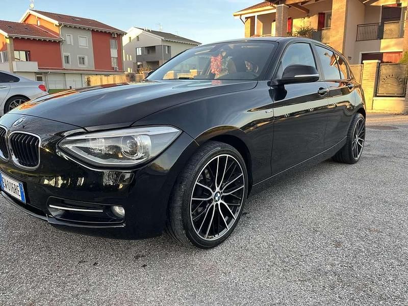 Usata BMW 116 Sport Line 116 CV (85 kW) 2014 Utilitaria