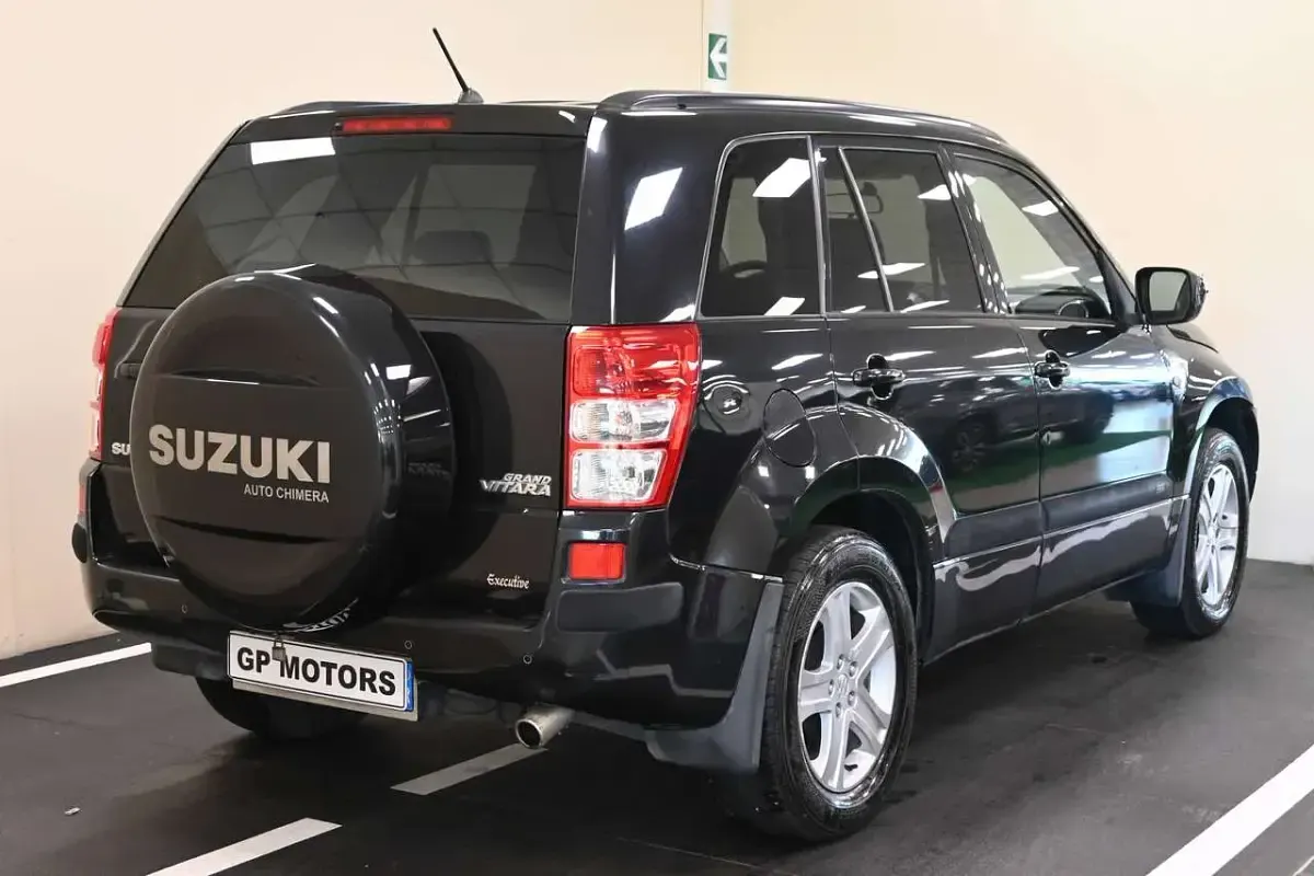 Usata Suzuki Grand Vitara 129 CV (94 kW) 2006 Nero SUV