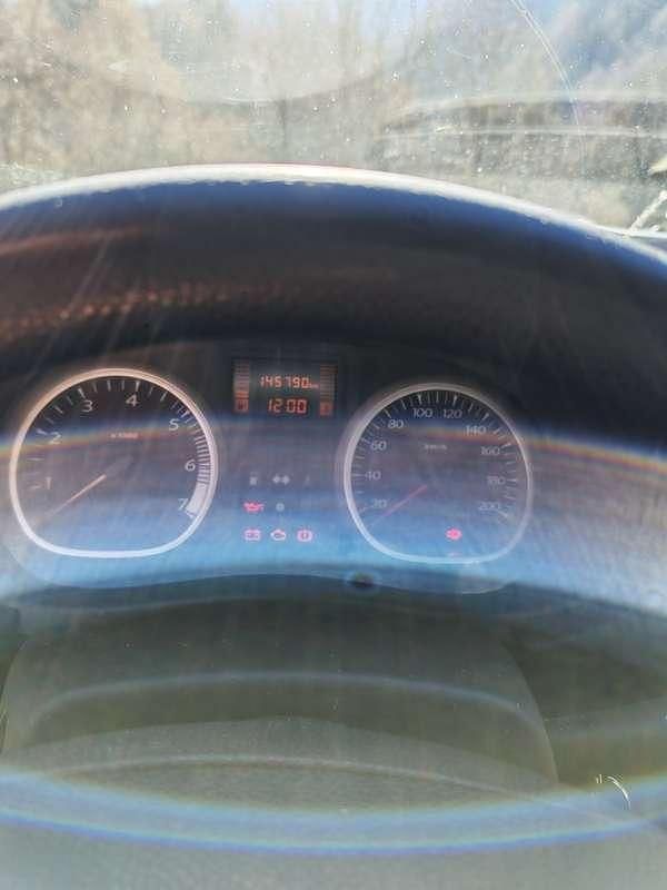 Usata 2011 Dacia Duster Lauréate Station wagon | 6100 € (Buon prezzo) - Immagine 1/4