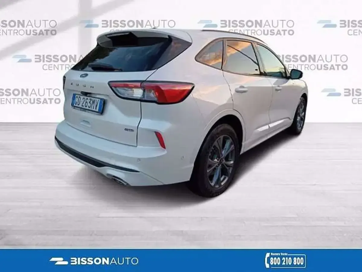 Usata Ford Kuga ST-Line 152 CV (111 kW) 2021 Bianco SUV