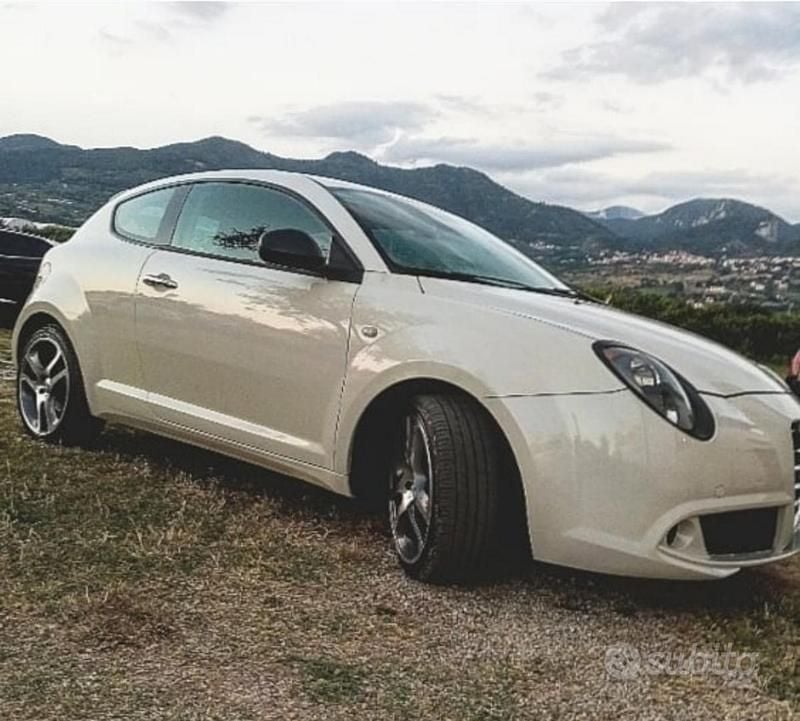 Usata Alfa Romeo MiTo 85 CV (62 kW) 2014 Bianco Utilitaria