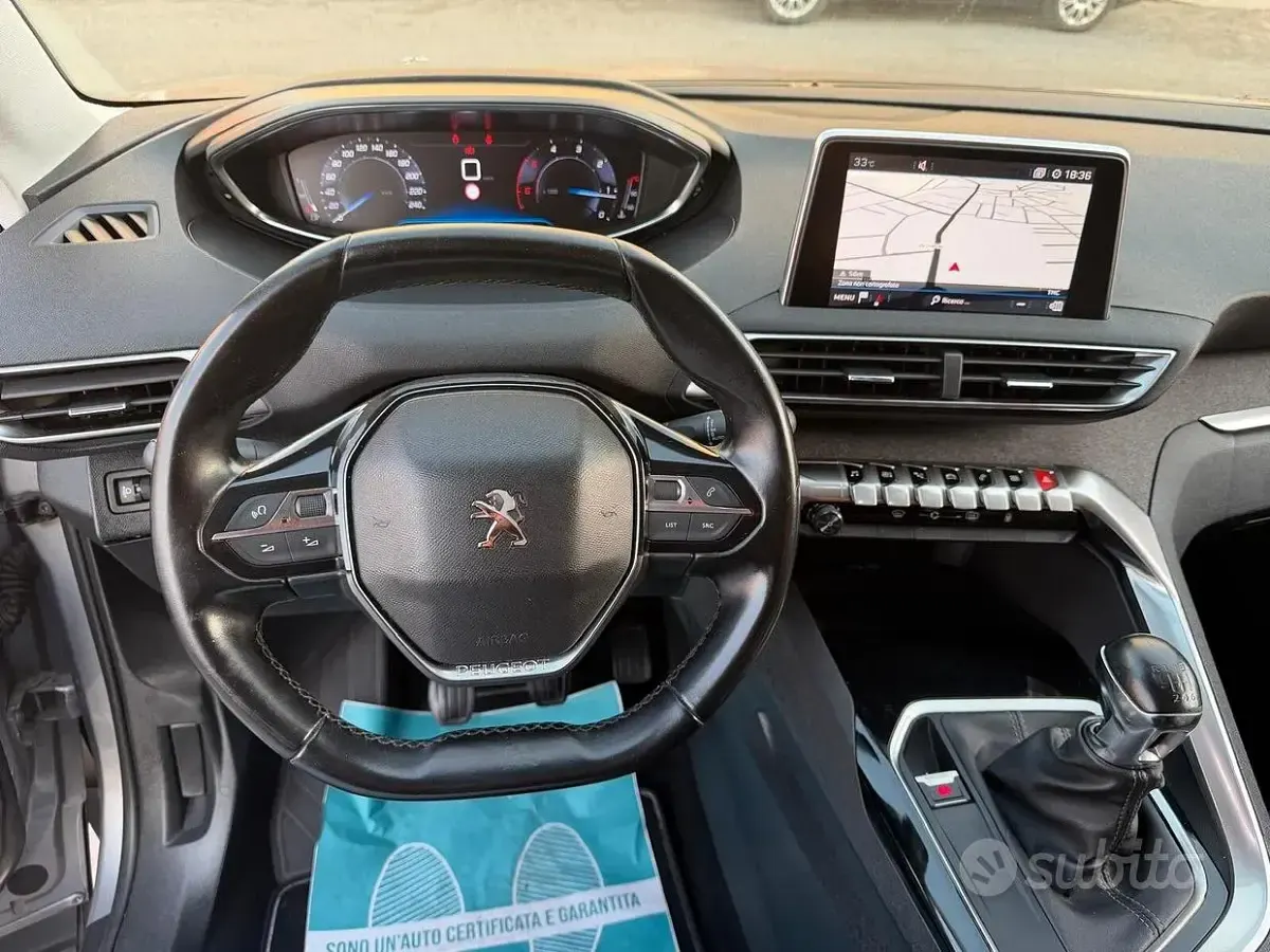 Usata Peugeot 3008 Allure 131 CV (96 kW) 2019 Grigio SUV