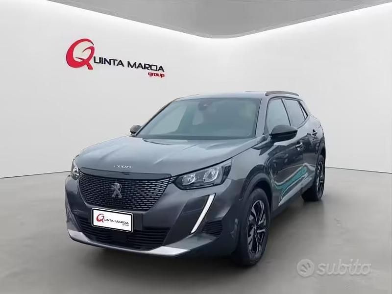 Usata Peugeot 2008 Allure 130 CV (95 kW) 2023 Grigio SUV