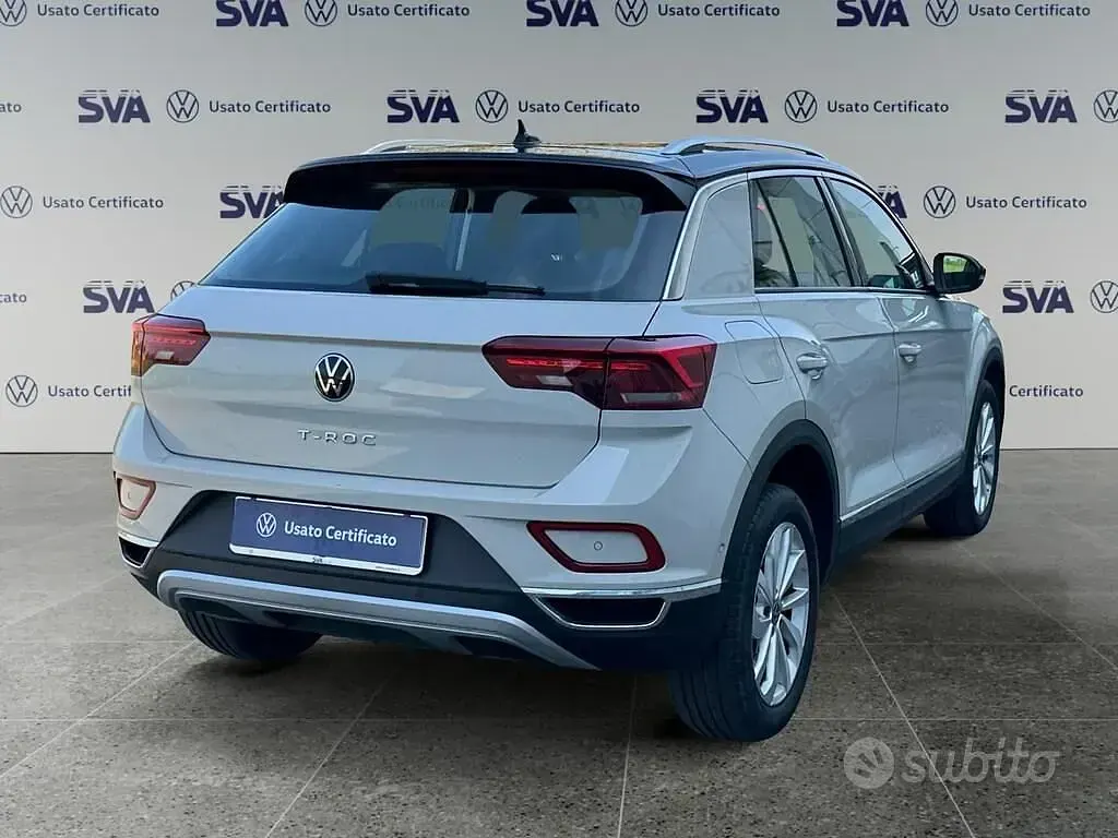 Używany VW T-Roc Style 150 KM (110 kW) 2023 Szary SUV