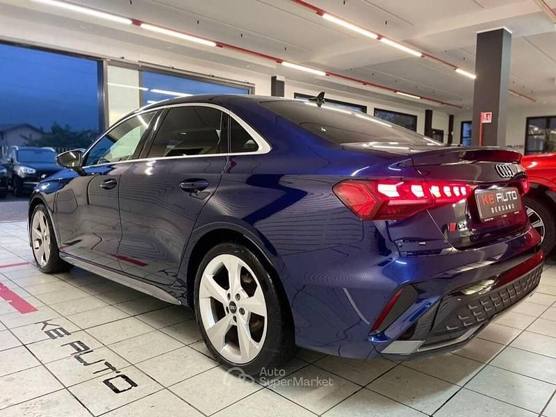 Usata Audi A3 S-Line 150 CV (110 kW) 2024 Blu/azzurro Berlina