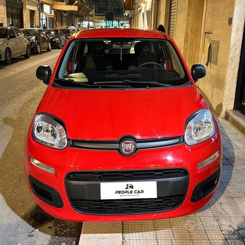 Usata Fiat Panda 69 CV (50 kW) 2020 Rosso Utilitaria