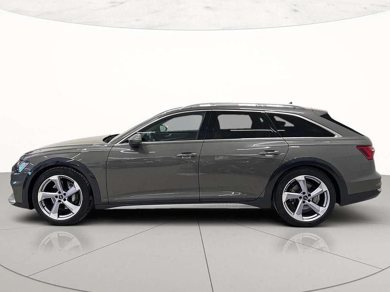 Usata Audi A6 Allroad Comfort 286 CV (210 kW) 2024 Grigio chronos metallizzato Station wagon