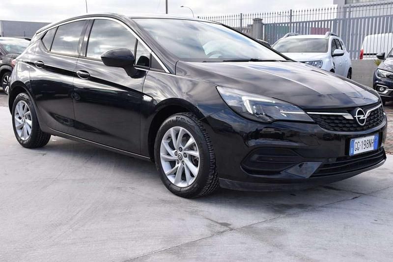 Usata Opel Astra Business Elegance 122 CV (89 kW) 2021 Nero Berlina