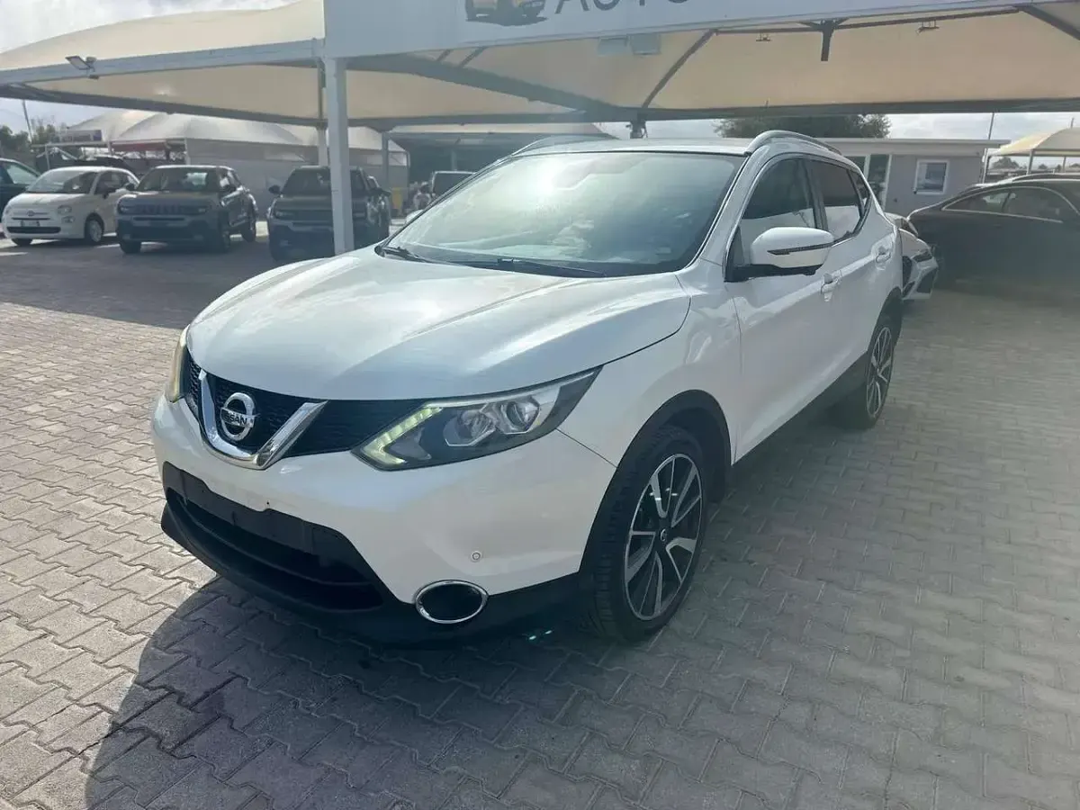 Usata Nissan Qashqai 360º 110 CV (80 kW) 2015 Bianco SUV