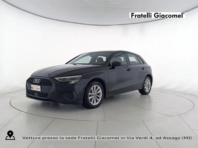 Usata Audi A3 150 CV (110 kW) 2020 0e nero mito metallizzato Berlina