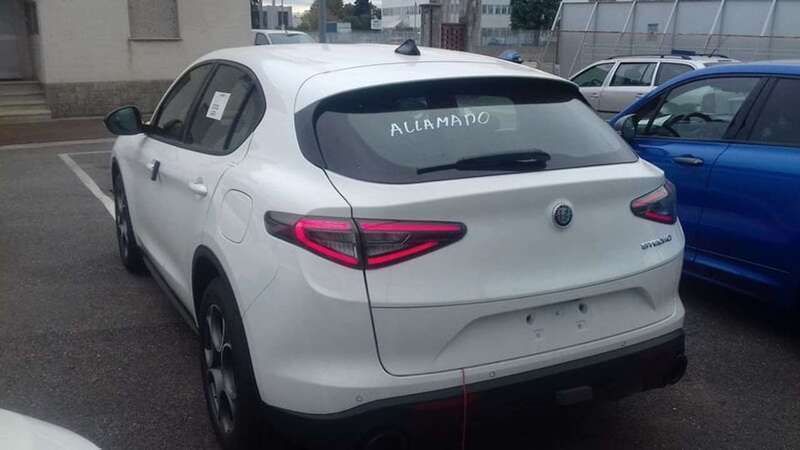 Usata Alfa Romeo Stelvio Sprint 160 CV (117 kW) 2024 Bianco SUV