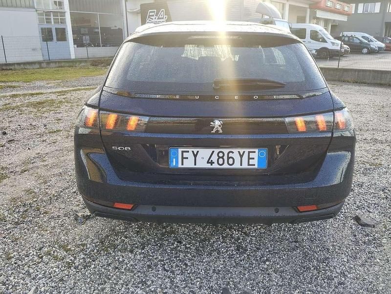 Usata Peugeot 508 Business-Line 131 CV (96 kW) 2019 Blu/azzurro Station wagon