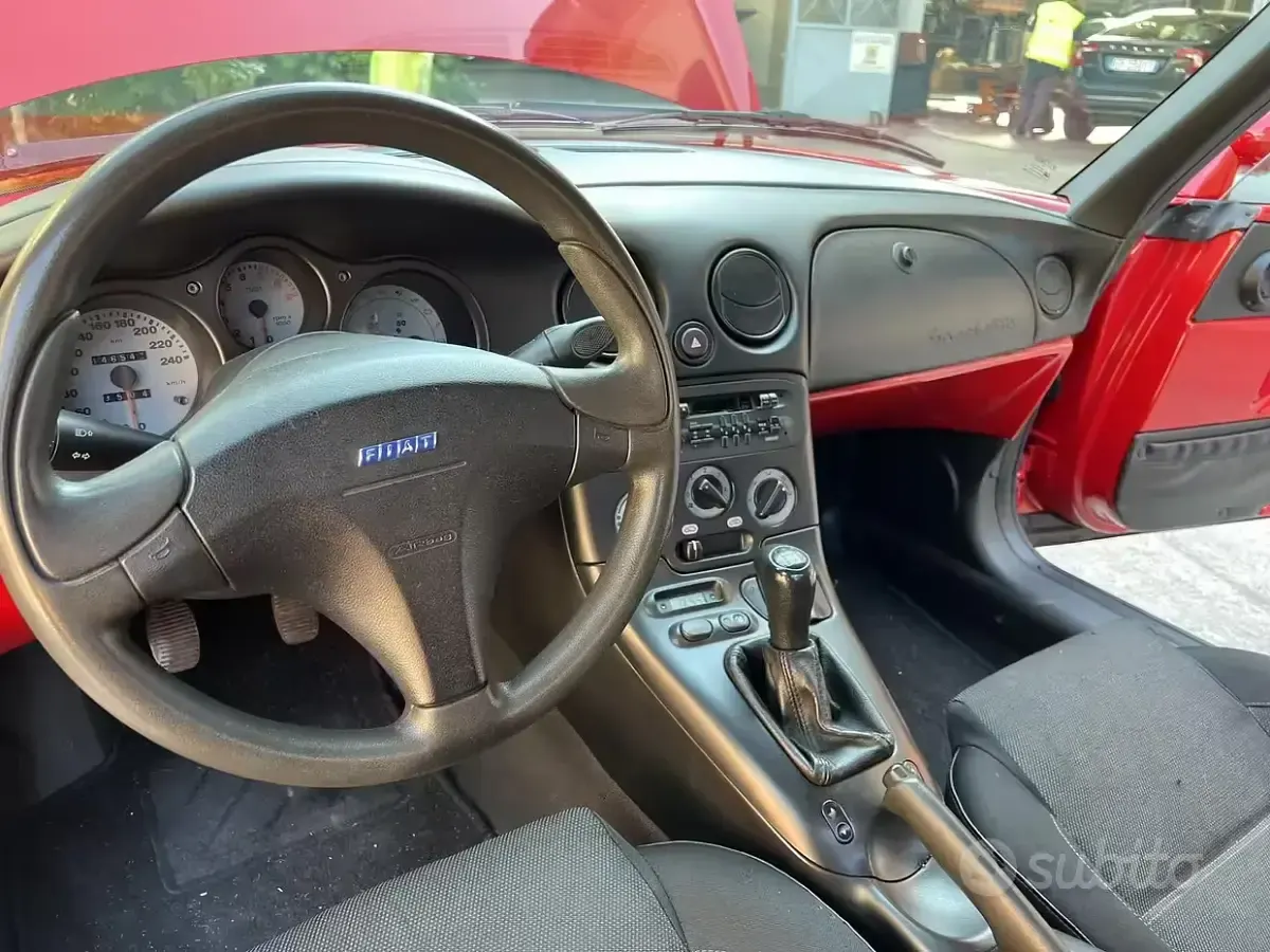 Usata Fiat Barchetta 131 CV (96 kW) 1999 Rosso Cabrio