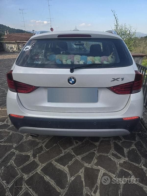 Usata BMW 118 143 CV (105 kW) 2012 Bianco Utilitaria