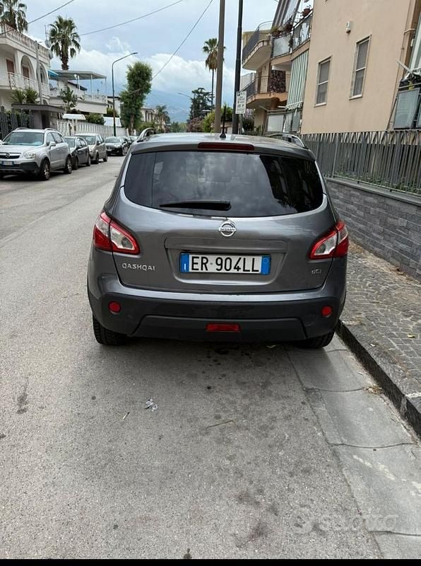 Usata Nissan Qashqai 2012 Grigio SUV