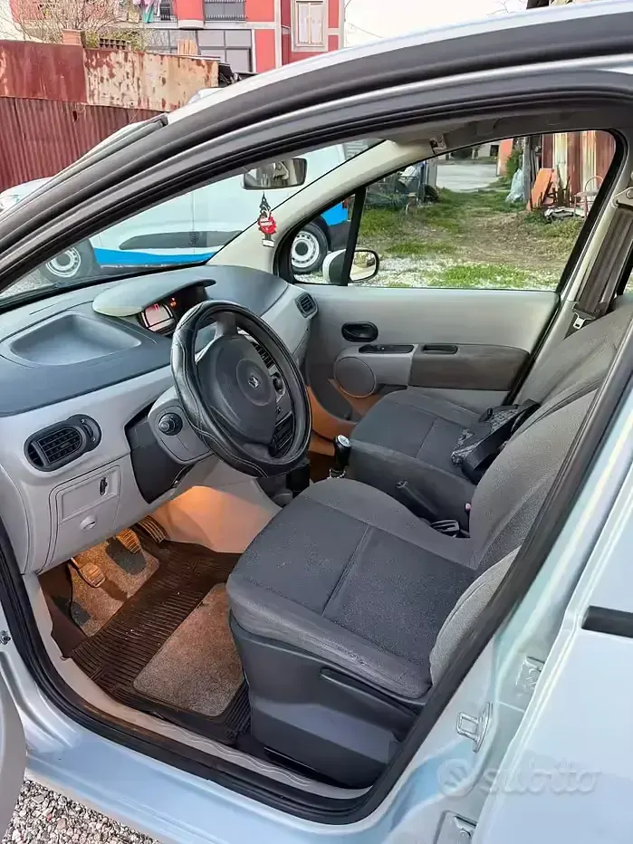 Usata Renault Modus 75 CV (55 kW) 2006 Grigio Monovolume