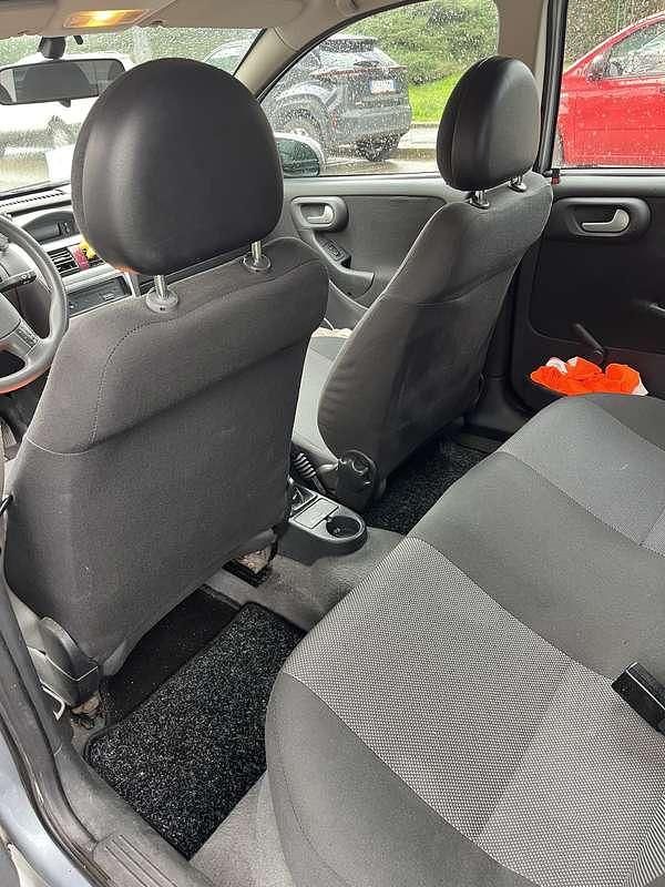 Usata Opel Corsa Club 75 CV (55 kW) 2006 Utilitaria