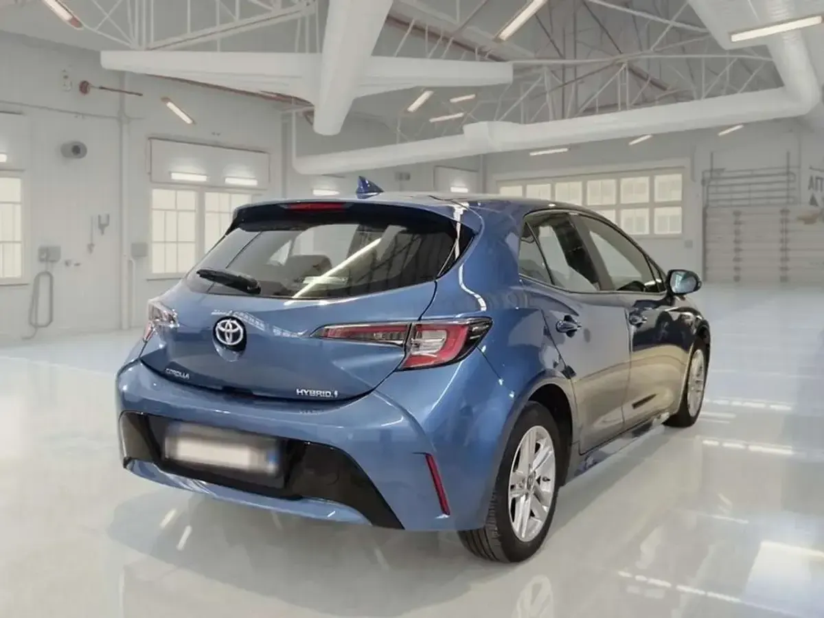 Usata Toyota Corolla Business Edition 98 CV (72 kW) 2020 Blu Berlina