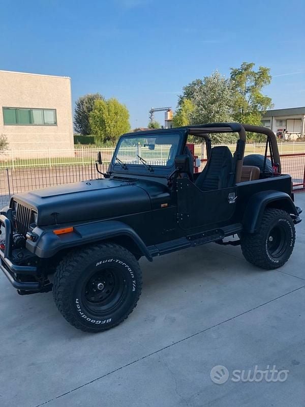 Usata Jeep Wrangler 1992 Nero SUV