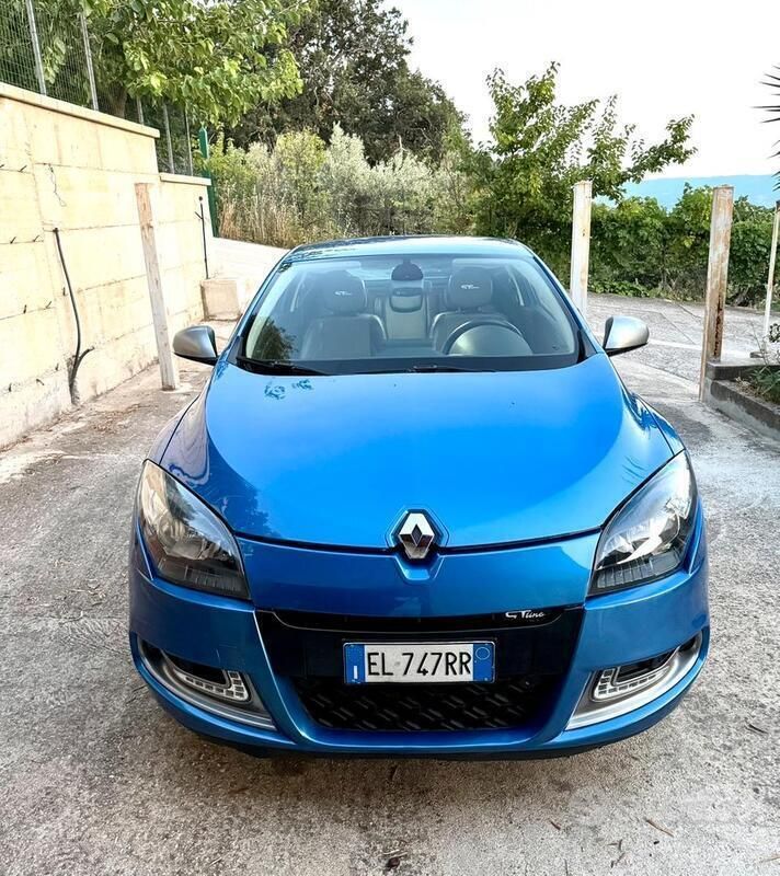 Usata Renault Mégane Coupé 130 CV (95 kW) 2012 Blu Coupé