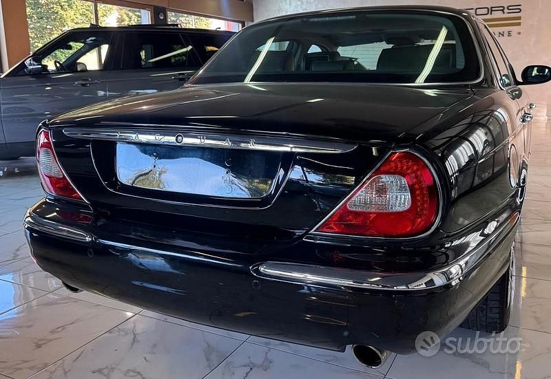 Usata Jaguar XJR Supercharged 394 CV (289 kW) 2003 Other Berlina