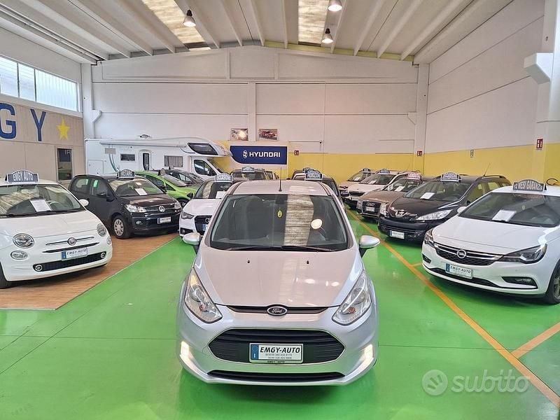 Begagnad Ford B-MAX 75 HK (55 kW) 2014 Silver Minibuss