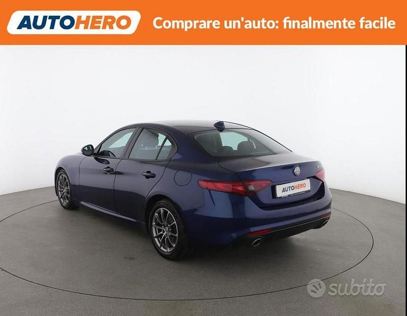 Usata Alfa Romeo Giulia Super 180 CV (132 kW) 2017 Blu Berlina