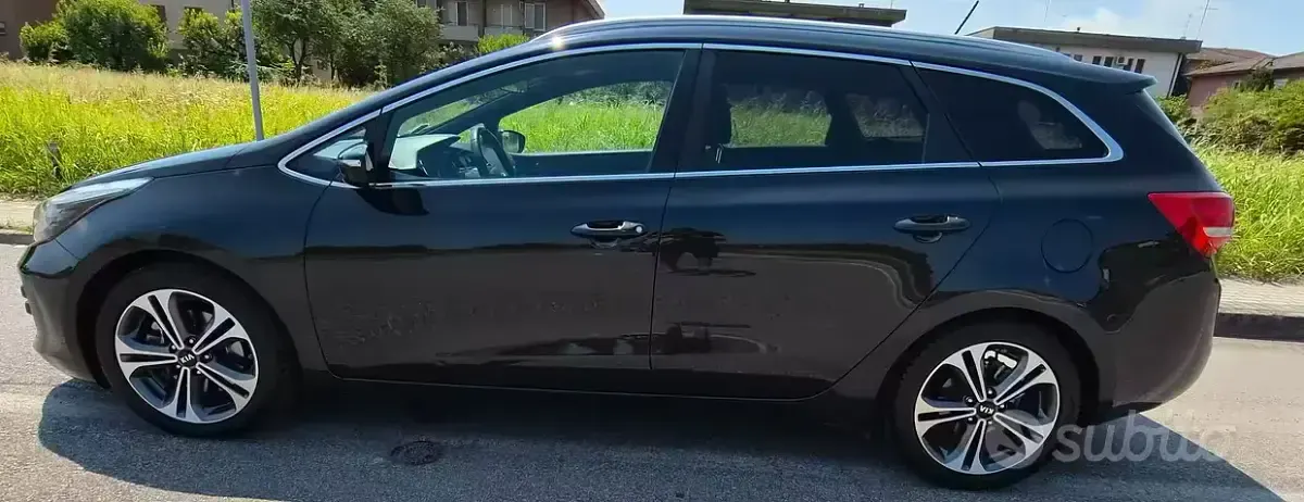 Usata Kia Ceed Sportswagon GT-Line 110 CV (80 kW) 2016 Nero Station wagon