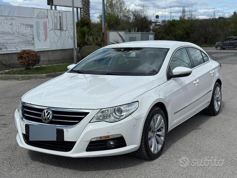 Usata VW Passat 140 CV (102 kW) 2010 Bianco Berlina